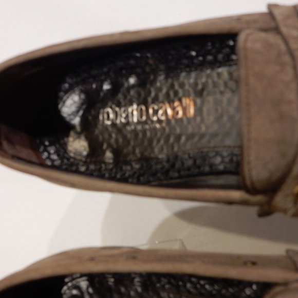 ROBERTO CAVALLI GRAY HORSEBIT LOAFERS IN EU SIZE 40 / US 7